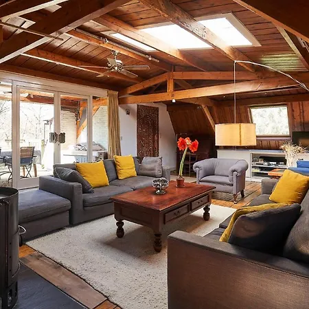 Met De Leeuwenkoppen * Dieren