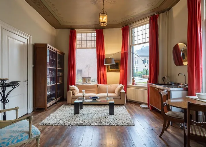 Appartement Met De Leeuwenkoppen