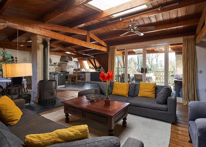 Met De Leeuwenkoppen Dieren