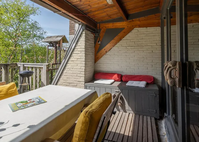 Appartement Met De Leeuwenkoppen Dieren